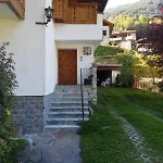 Haus 2 *